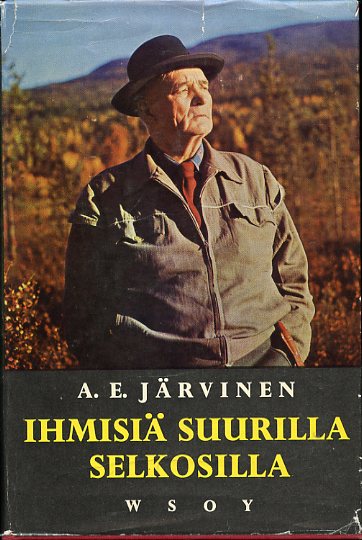 Ihmisiä suurilla selkosilla