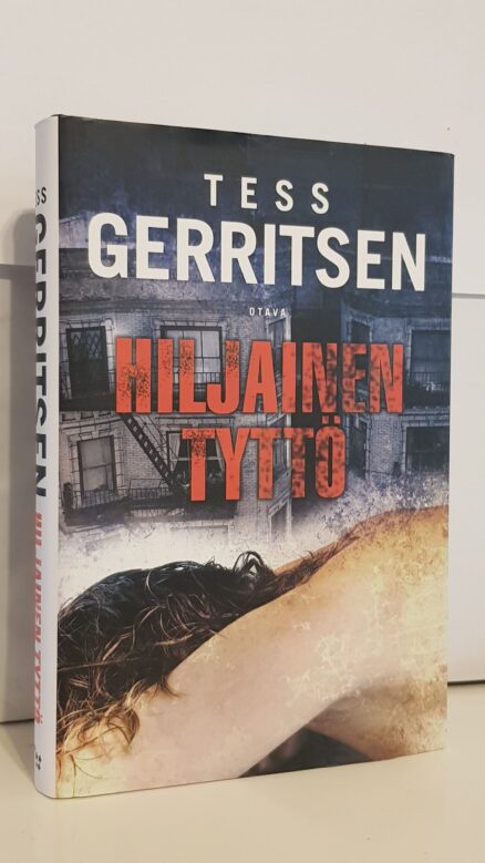 Hiljainen tyttö