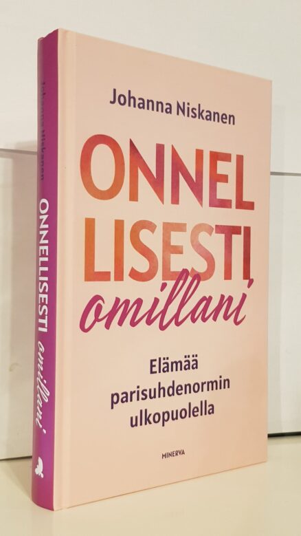 Onnellisesti omillani