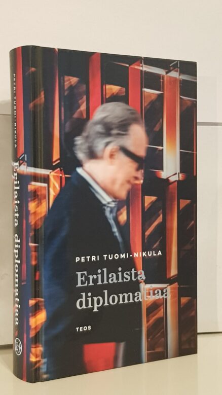 Erilaista diplomatiaa